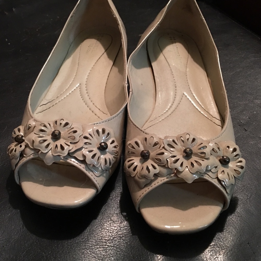 Open toe dress shoes